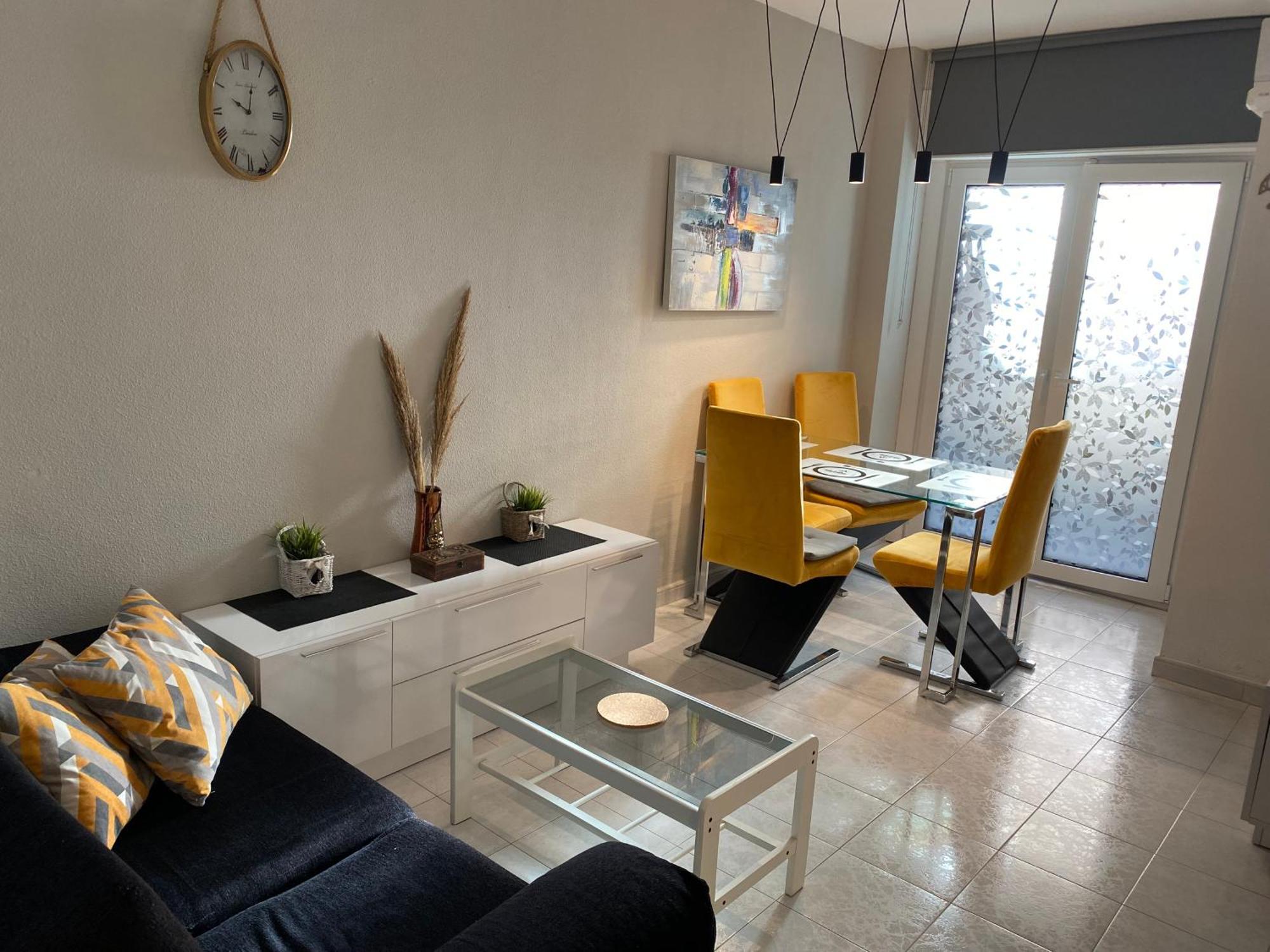 Casa Magdalena 2-Bedroom Apartament Between The Los Locos And Del Cura Beaches Торевиеха Екстериор снимка